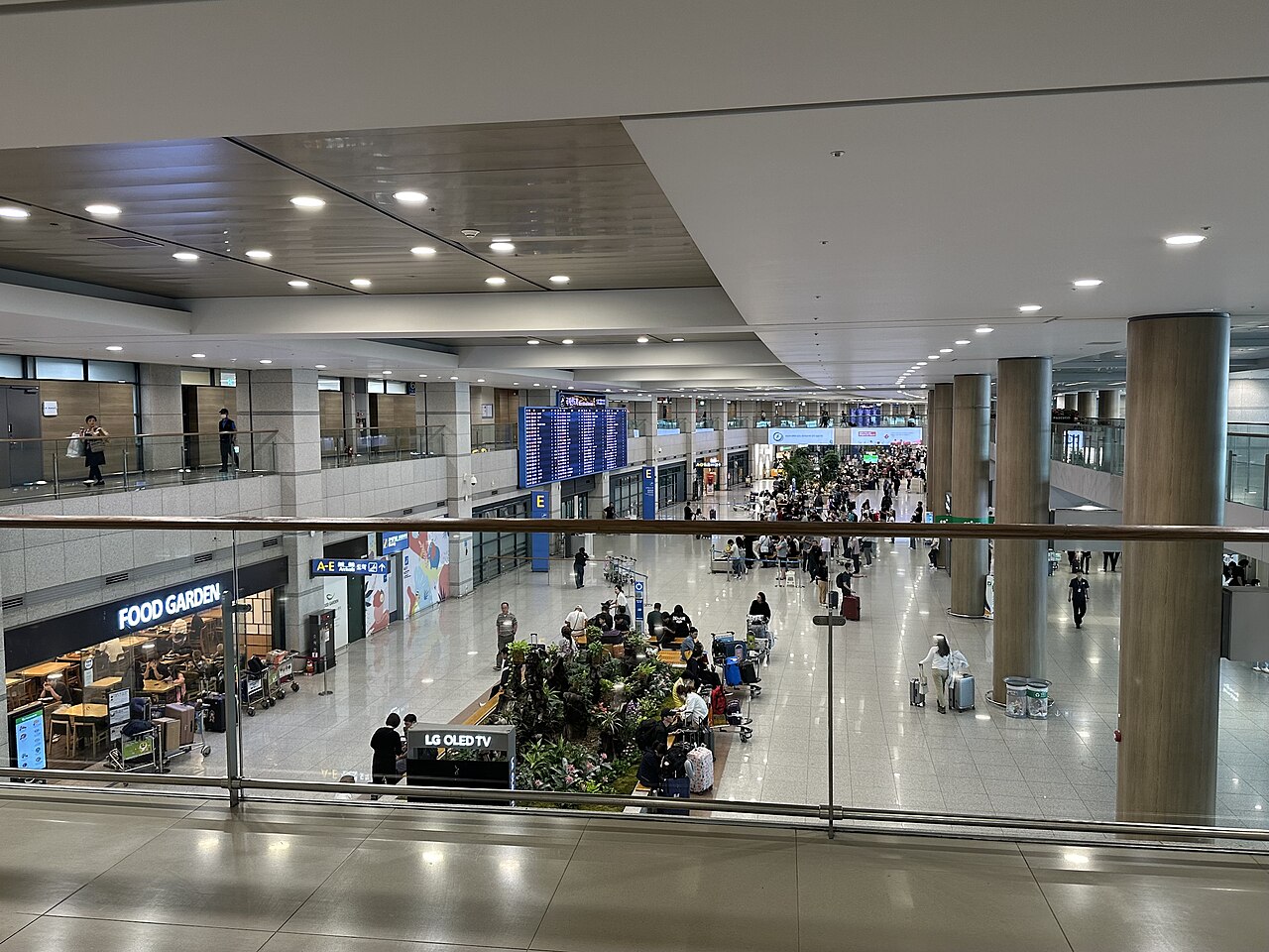 Arrivals hall at Incheon International Airport Terminal 1