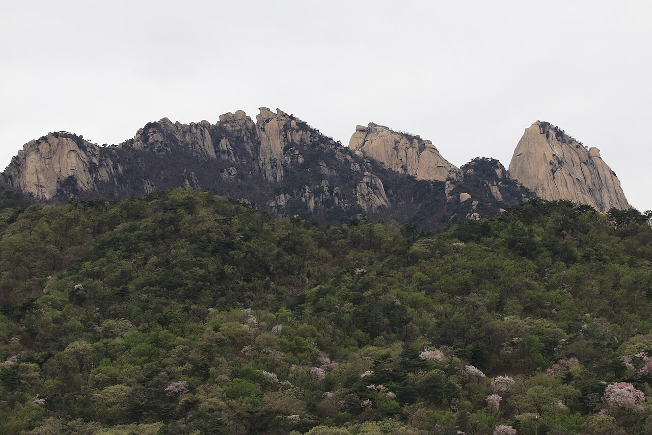 Bukhansan (K-Hiking)