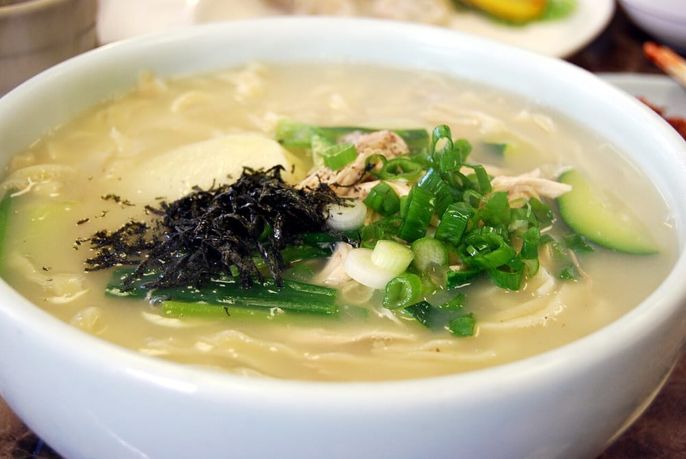 Kalguksu (knife-cut noodles)